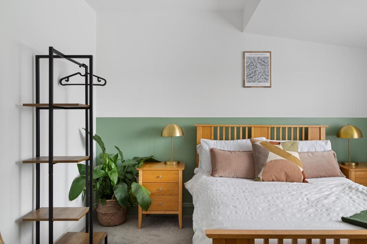 Albany By Black Door Stays Cardiff Extérieur photo