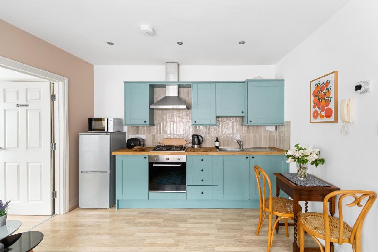 Albany By Black Door Stays Cardiff Extérieur photo