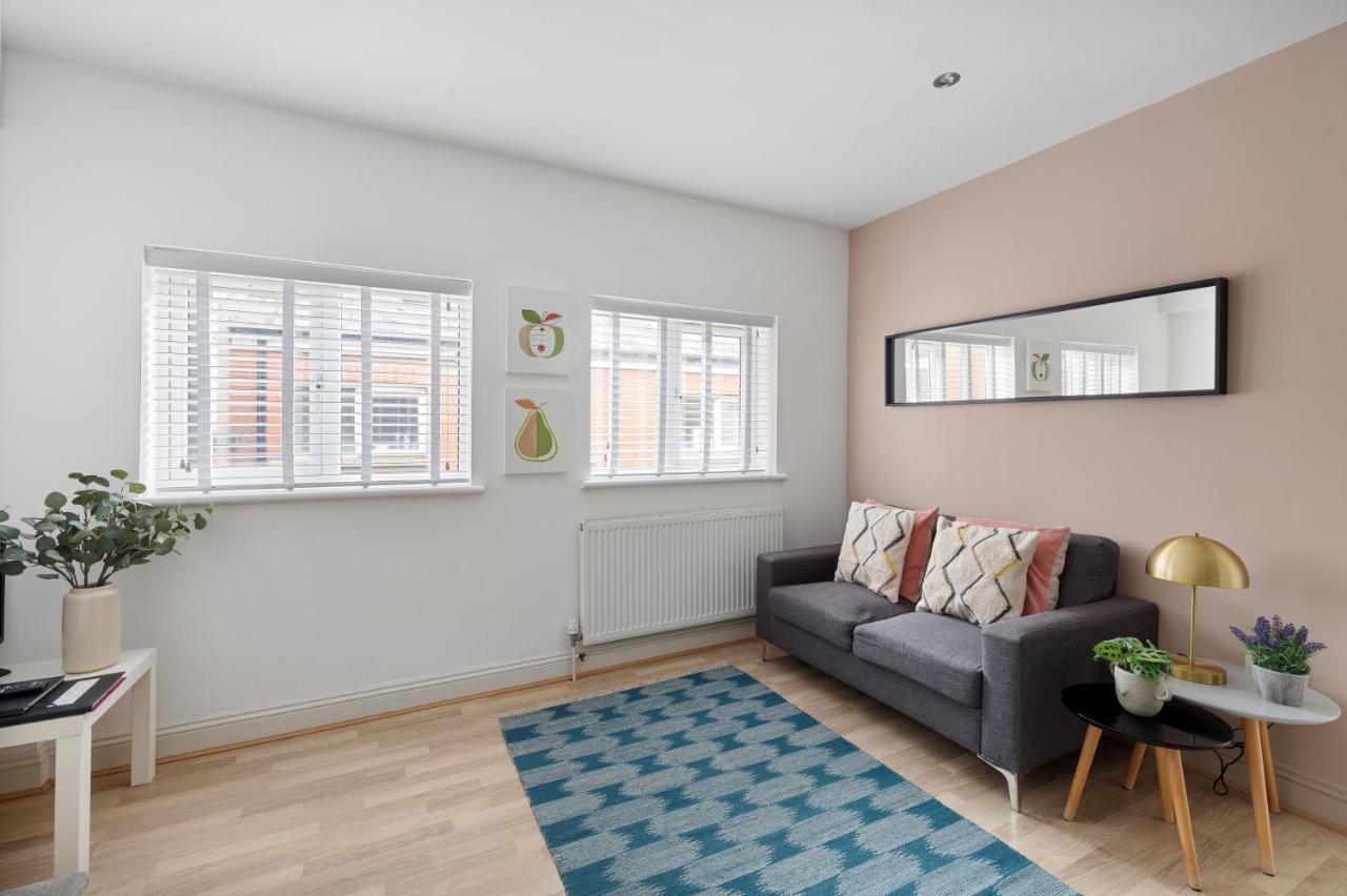 Albany By Black Door Stays Cardiff Extérieur photo