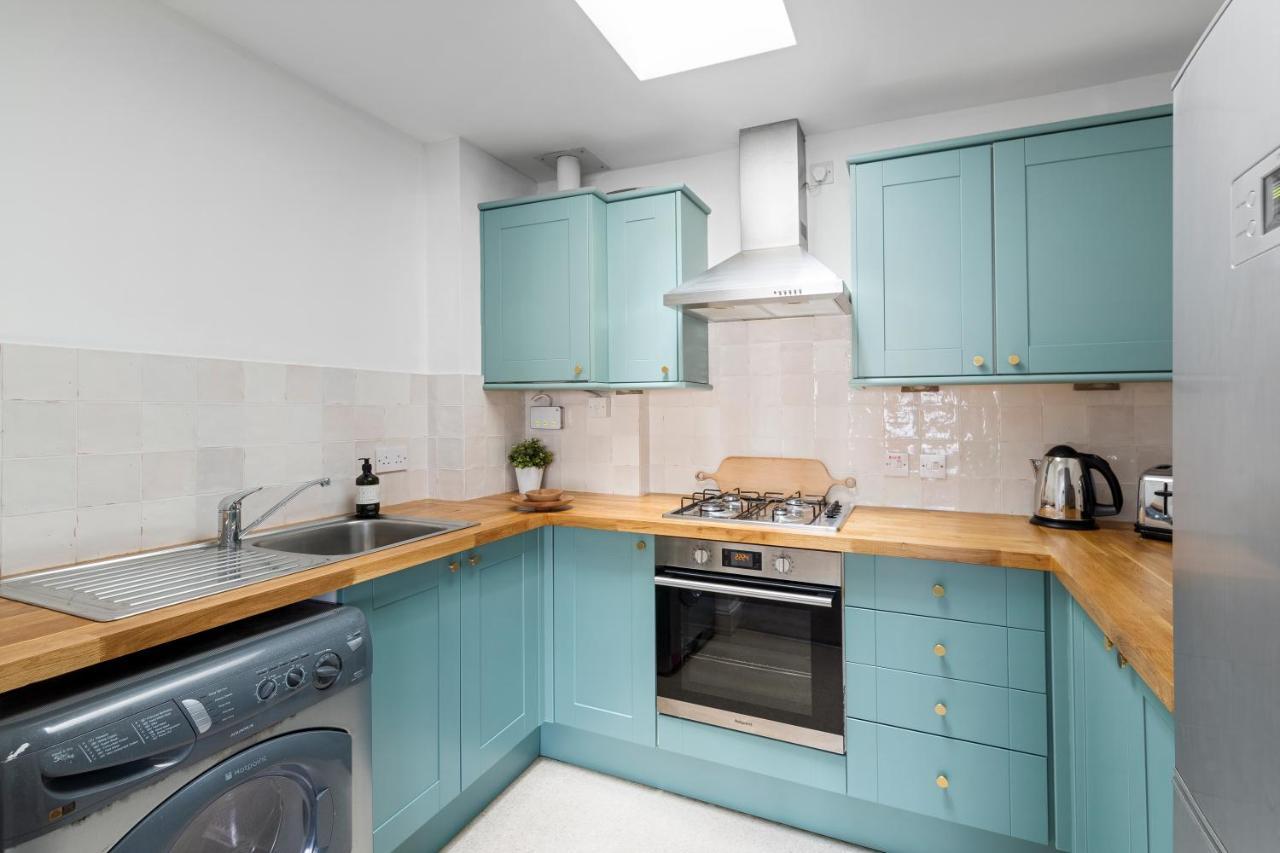 Albany By Black Door Stays Cardiff Extérieur photo