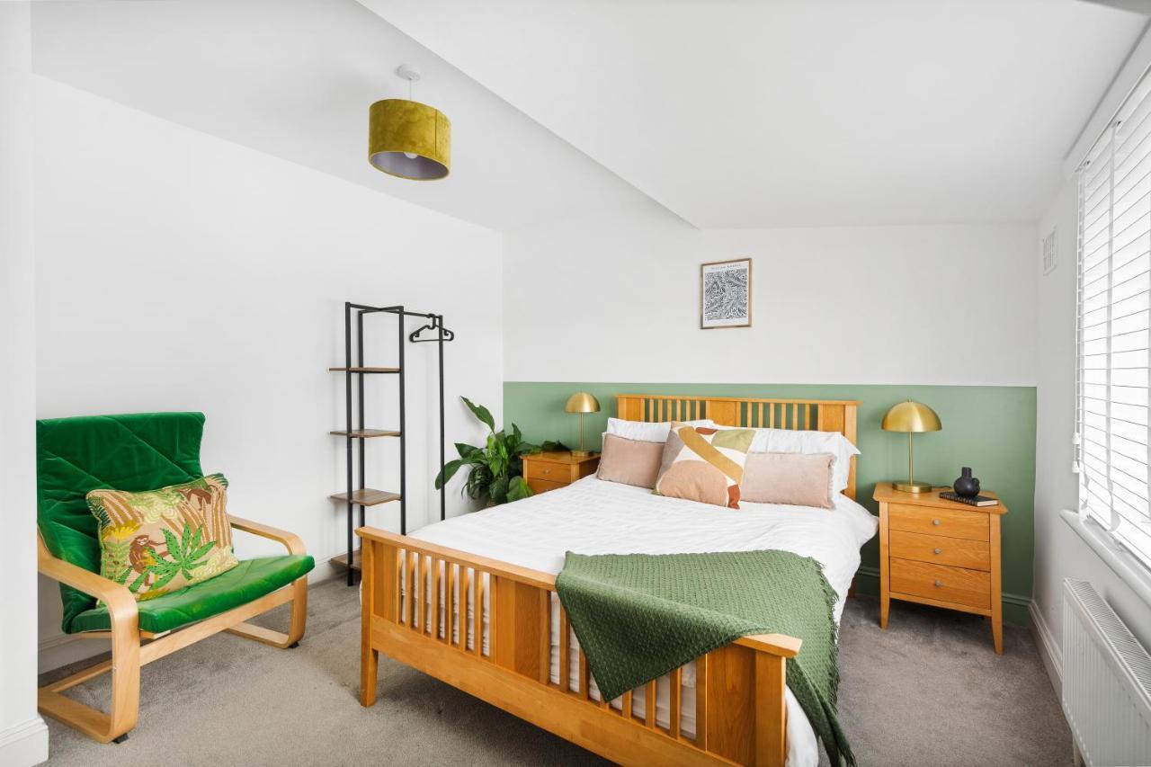 Albany By Black Door Stays Cardiff Extérieur photo