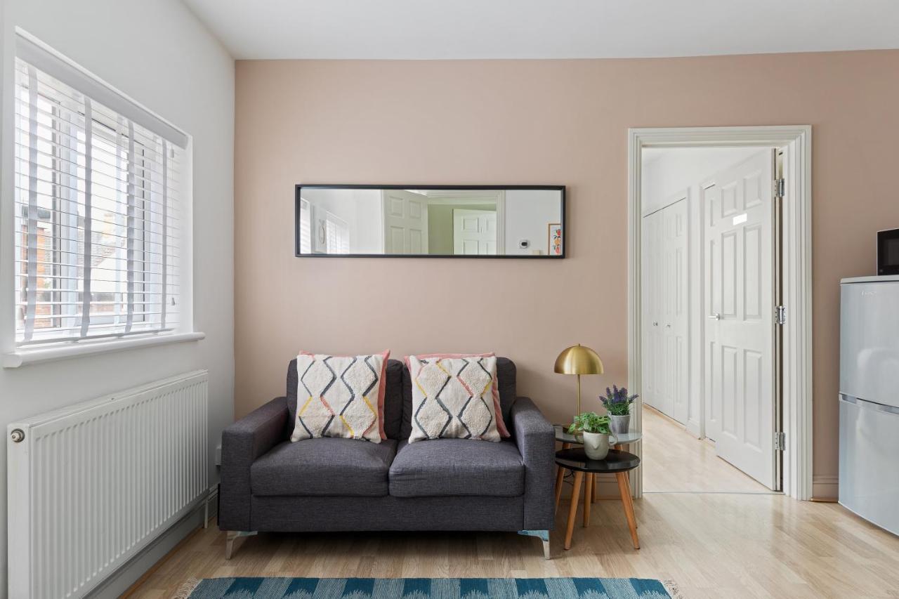 Albany By Black Door Stays Cardiff Extérieur photo