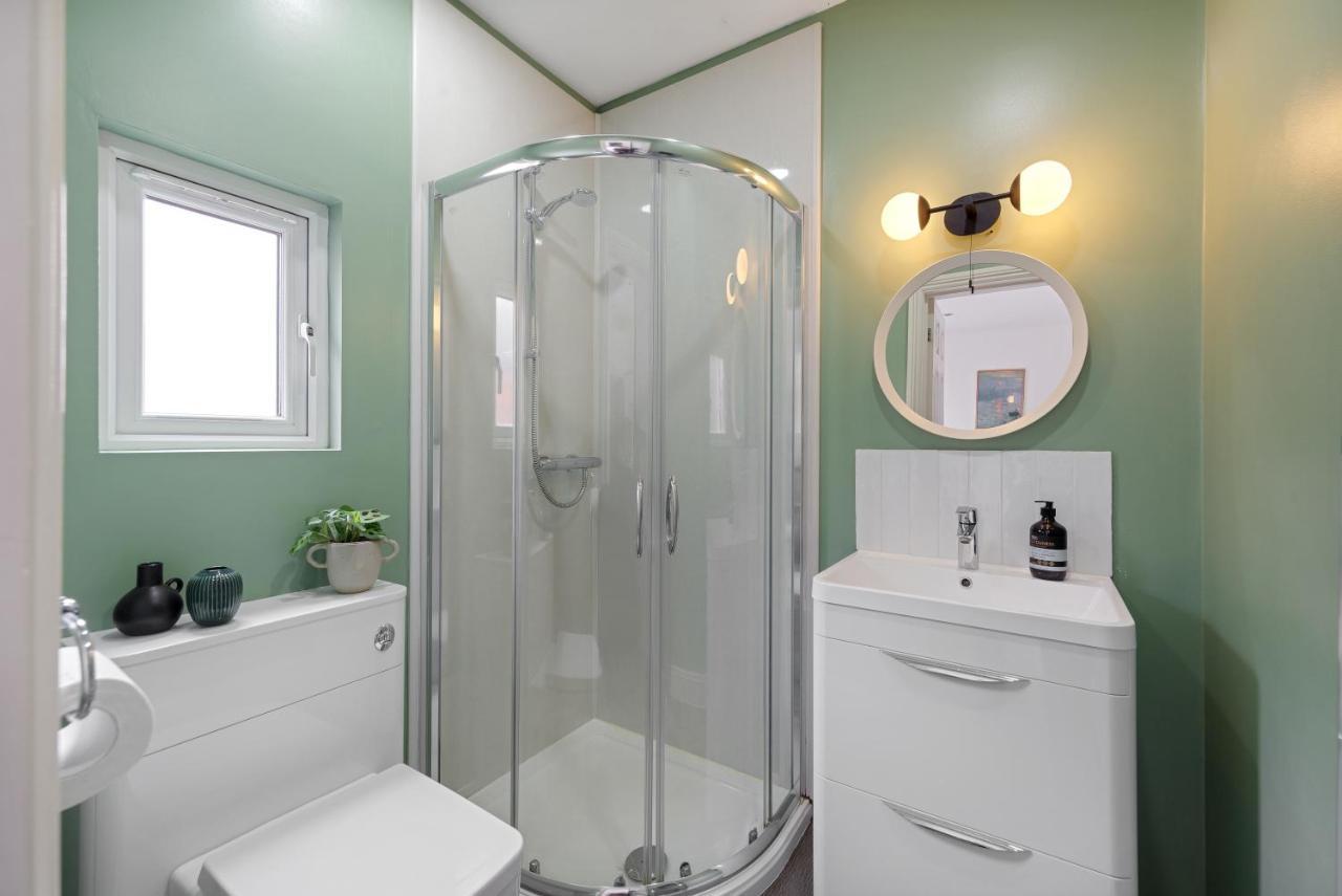 Albany By Black Door Stays Cardiff Extérieur photo
