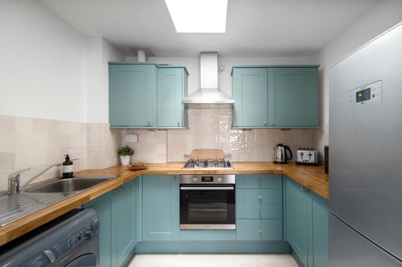 Albany By Black Door Stays Cardiff Extérieur photo