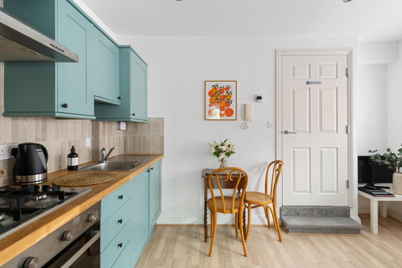 Albany By Black Door Stays Cardiff Extérieur photo