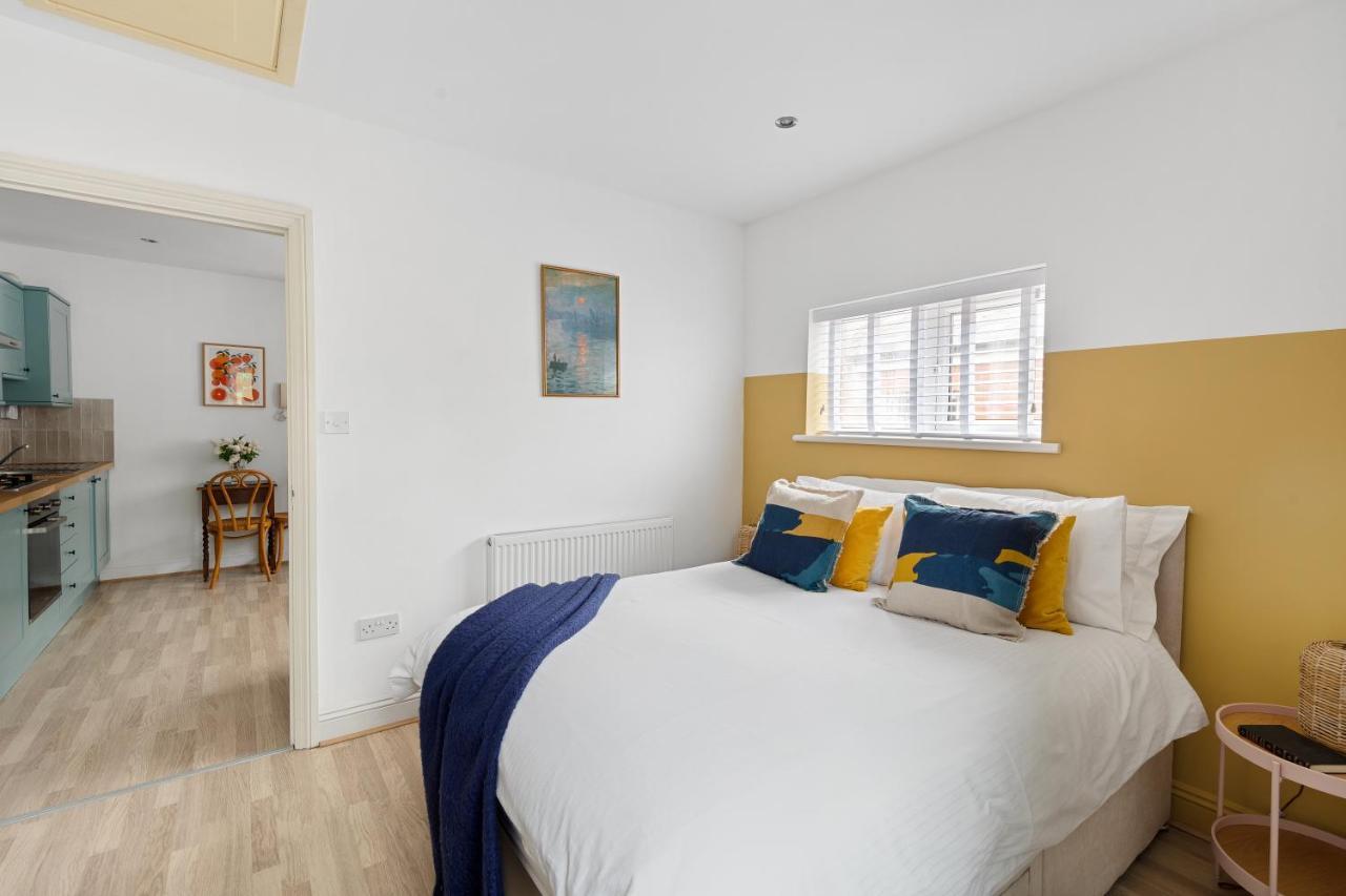 Albany By Black Door Stays Cardiff Extérieur photo