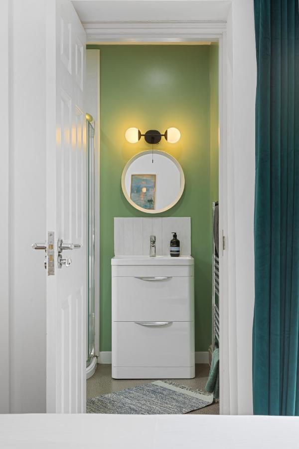 Albany By Black Door Stays Cardiff Extérieur photo